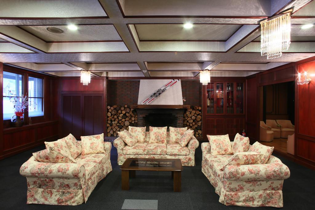 Shiga Palace Hotel Yamanouchi  Zewnętrze zdjęcie