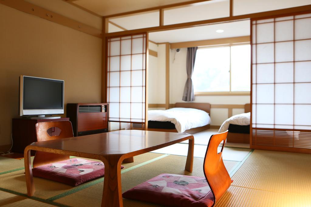 Shiga Palace Hotel Yamanouchi  Zewnętrze zdjęcie