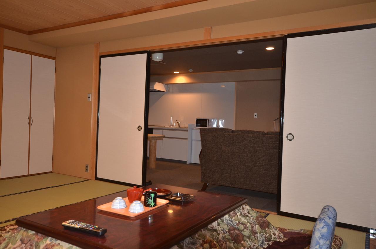 Shiga Palace Hotel Yamanouchi  Zewnętrze zdjęcie