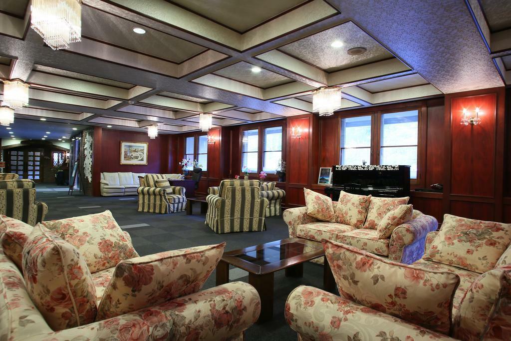Shiga Palace Hotel Yamanouchi  Zewnętrze zdjęcie